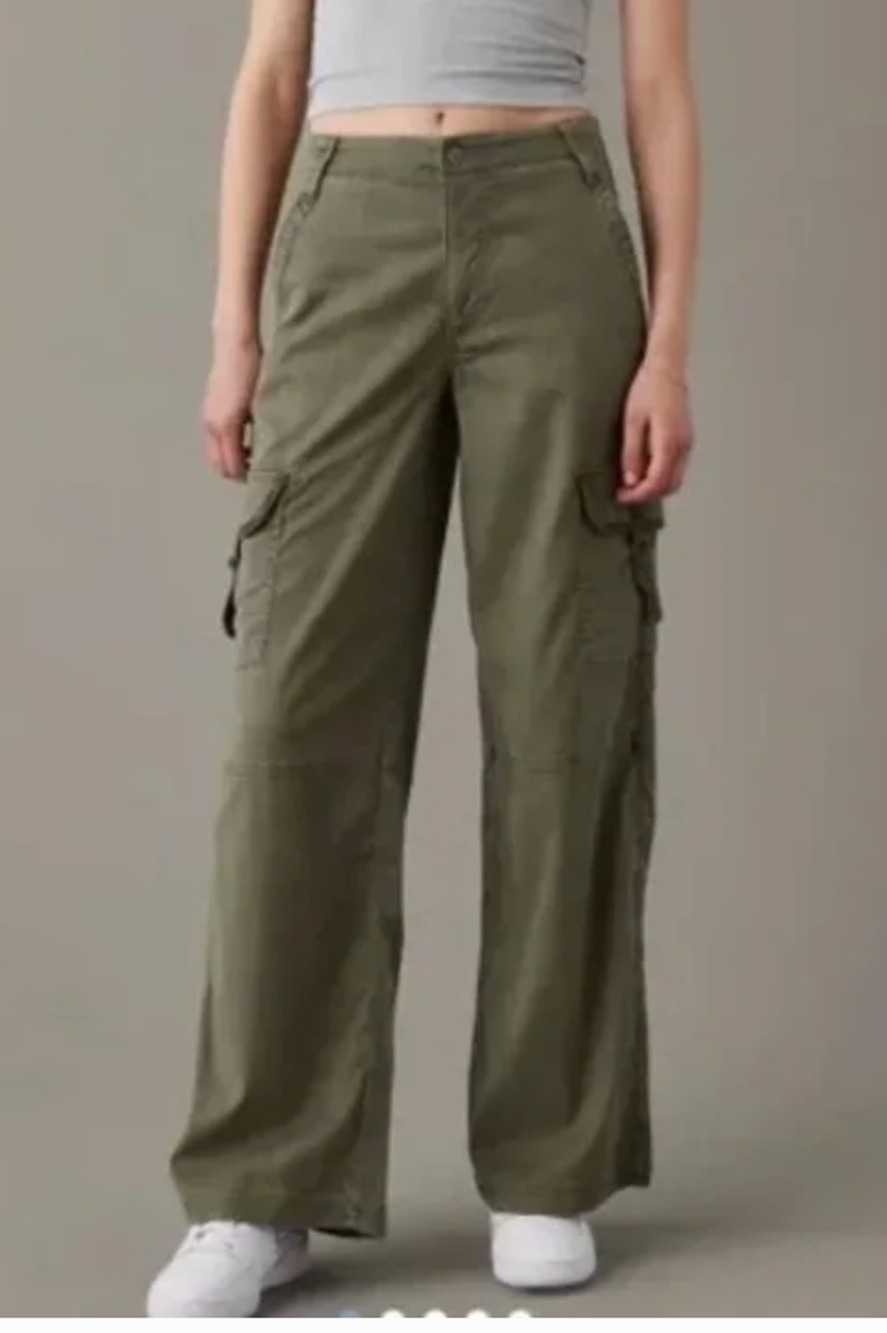 AMERICAN EAGLE Baggy Wide Leg Cargo Jeans 10 SHORT Green High Rise Pants